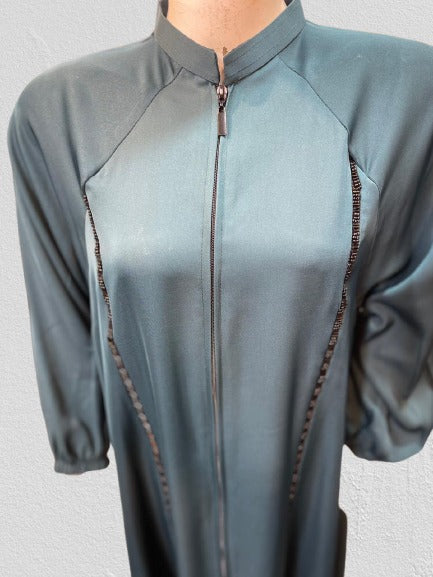 Jade Ziper Abaya With Luxury Design